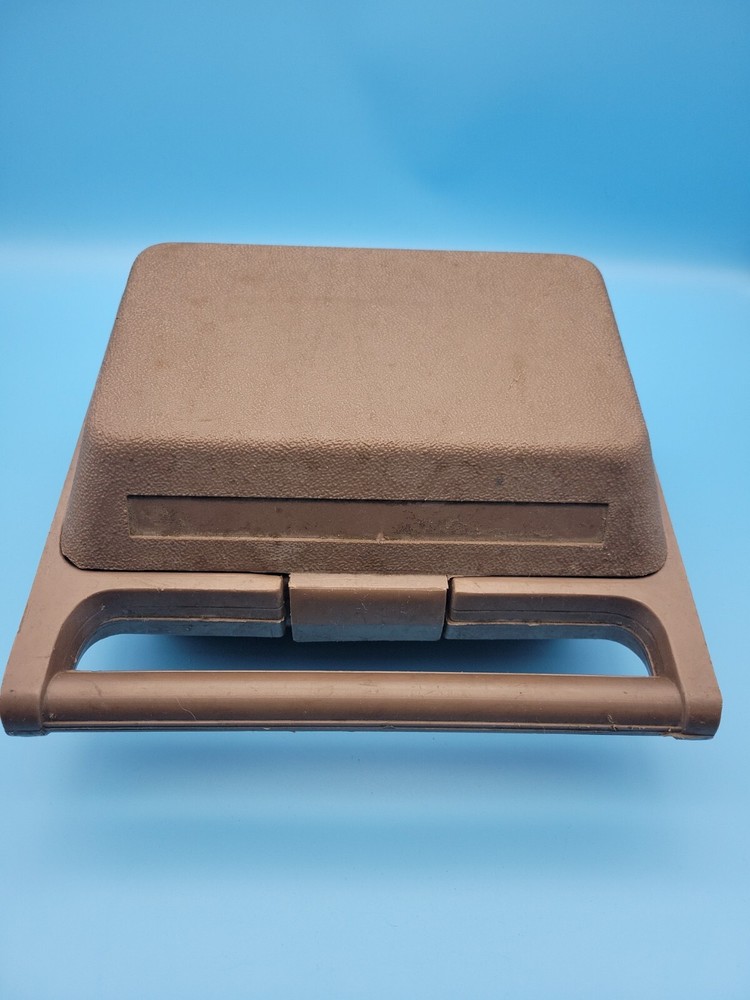 Heathkit Model IM-17 Utility Solid State Voltmeter with Hard Shell Case untested