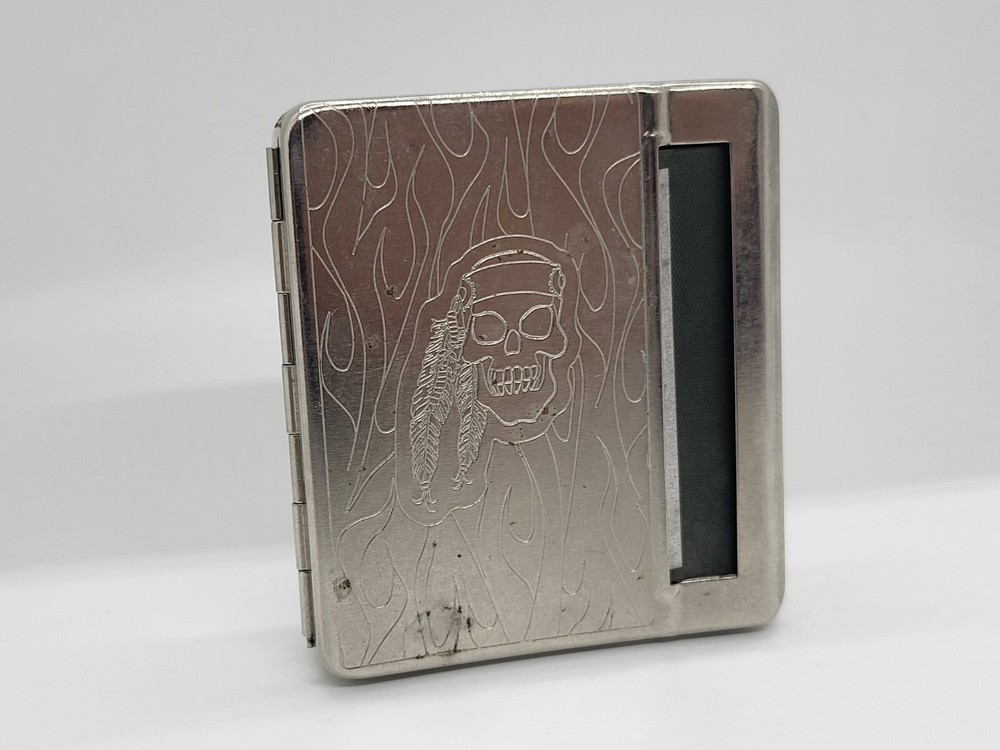 Automatic Cigarette Rolling Machine, Metal Box Cigarette Case PIRATE Skull