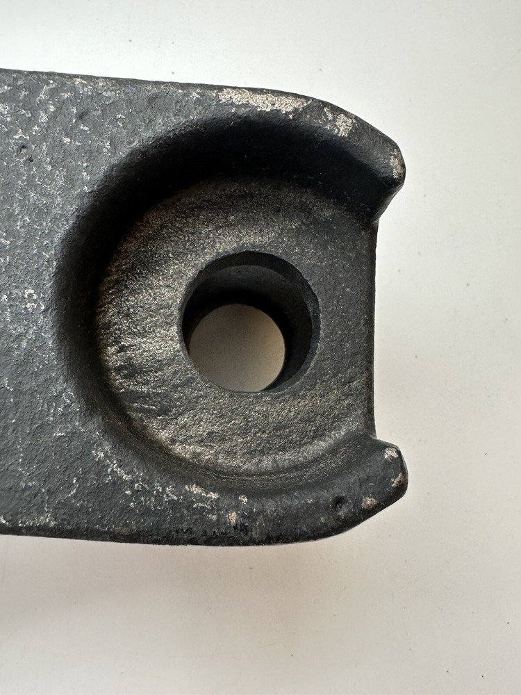 John Deere Bucket Tooth Adapter TK300E125B - Bolt On