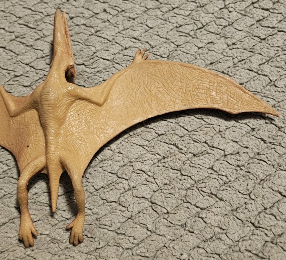 Pteranodon Dinosaur 5.25 Inches Long Red