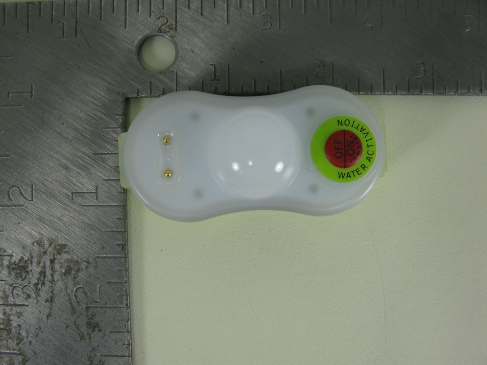 *NEW* ACR 3764 HEMILIGHT3 HL3 AUTOMATIC WATER ACTIVATED LIFEJACKET INDICATOR LED