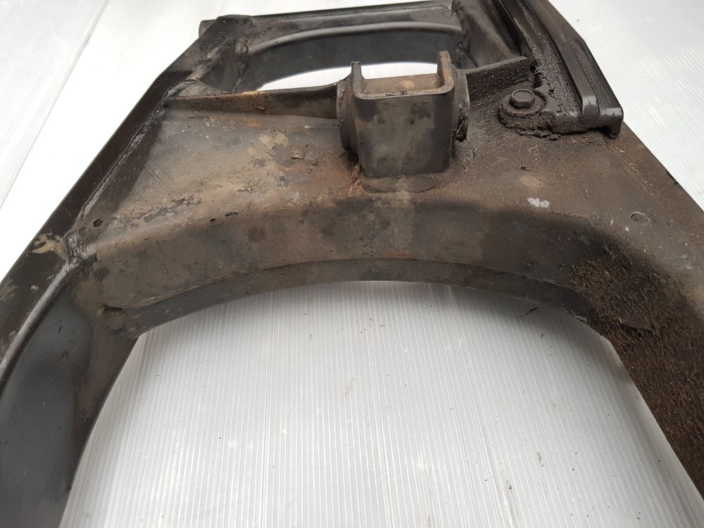 Suzuki gsr750 swingarm
