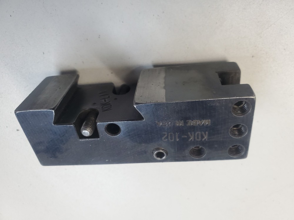 KDK 100 SERIES LATHE QUICK CHANGE TOOL POST AND HOLDERS