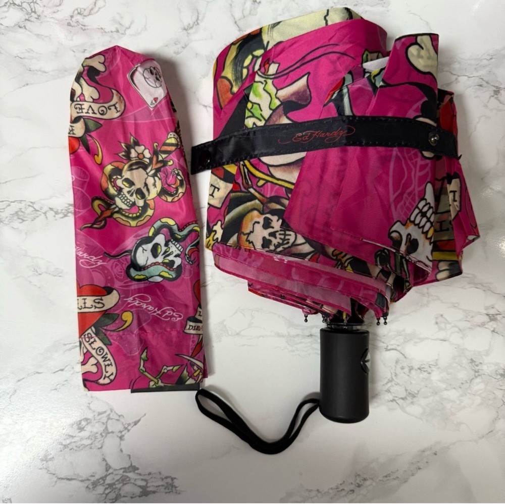 Ed Hardy Pink Skull Umbrella