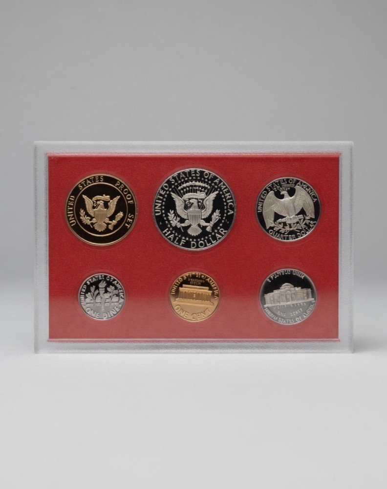 U.S. Mint 1982 Proof Set San Francisco Red Display Case 6 Coins Uncirculated