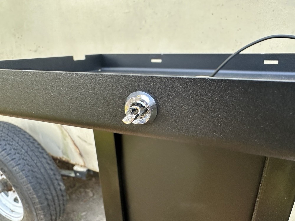 COMPULOCKS SECURITY STAND DELL LATITUDE MODEL REMOVED