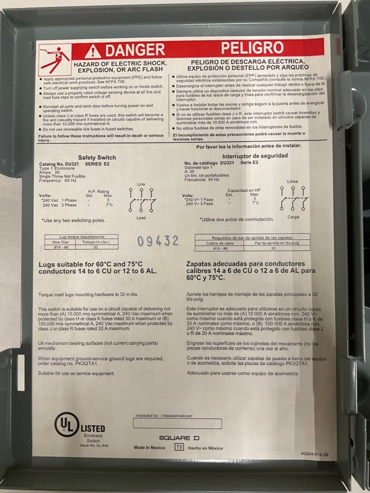 SQUARE D DU321 30A SAFTEY SWITCH - ECS