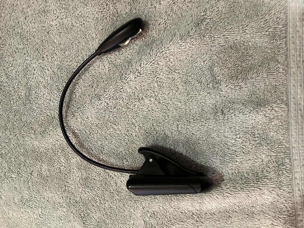 Mighty Bright XtraFlex2 LED Book Light 3 AAA Batteries included