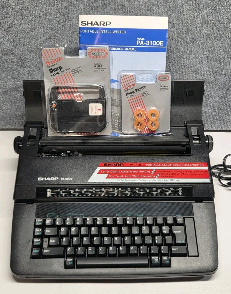 Sharp PA-3100E Portable Electronic Intelliwriter Typewriter w/ Box And Extras