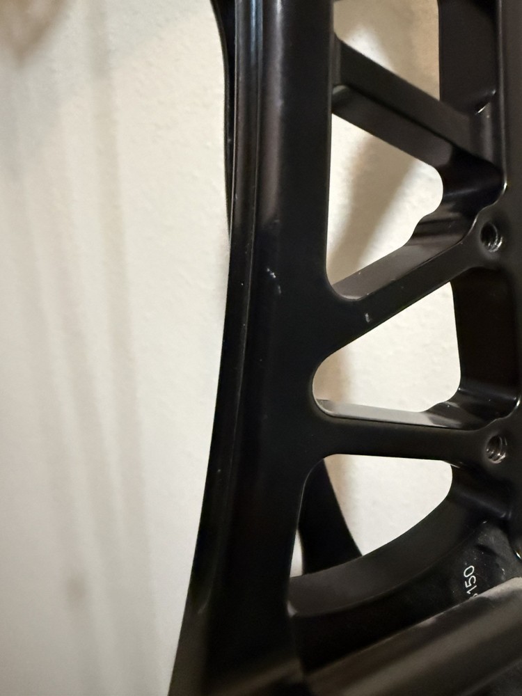 Hoyt Pro Comp Elite XL black Right Hand Compound target bow.