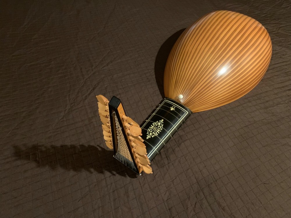 10 course Lute - Robert Lundberg