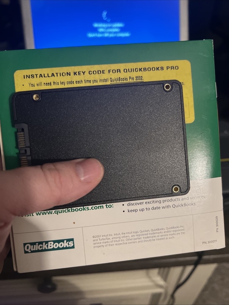 2002 QuickBooks Pro for Small Business Intuit Software with KEY / CODE