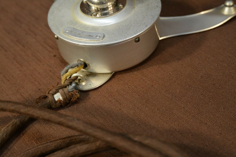 SELDOM SEEN 1930's SWITCHBOARD OPERATORS MICROPHONE....LOOK