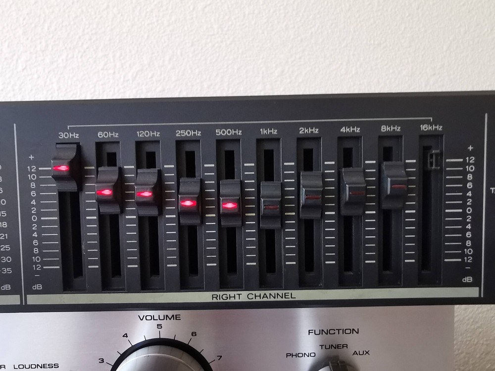 TEAC EQA-5 Stereo 10-Band Graphic Equalizer Tested SEE VIDEO Read Description