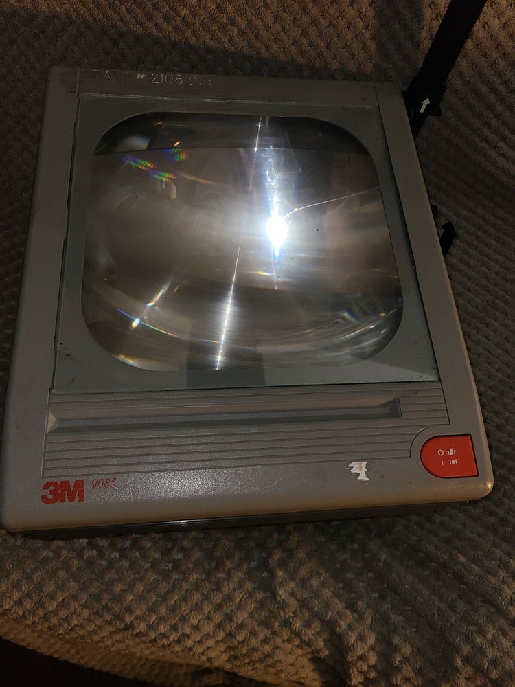 3M Model 9085 Overhead projector