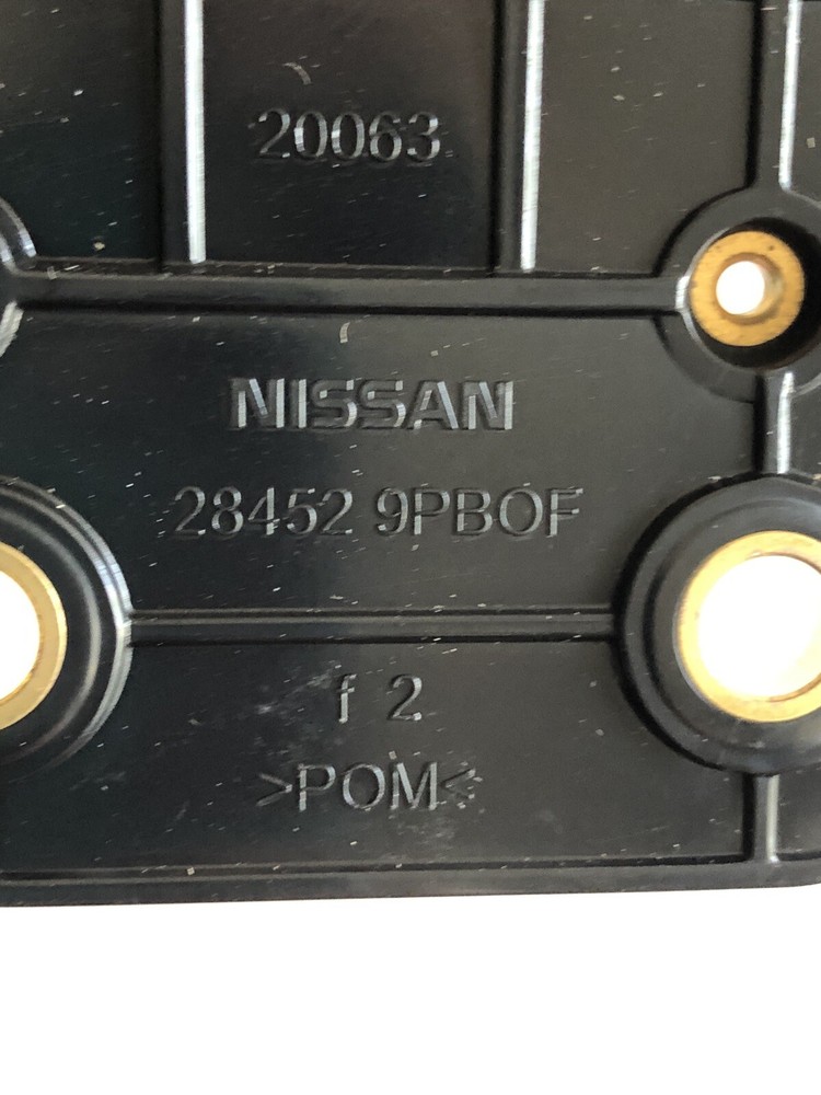 28452-9pbof Bracket For A Nissan