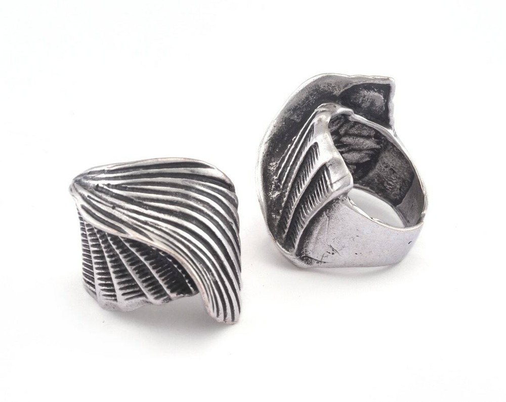 Leaf Ring Antique Silver plated Adjustable  brass (18mm 8US inner size) 2843