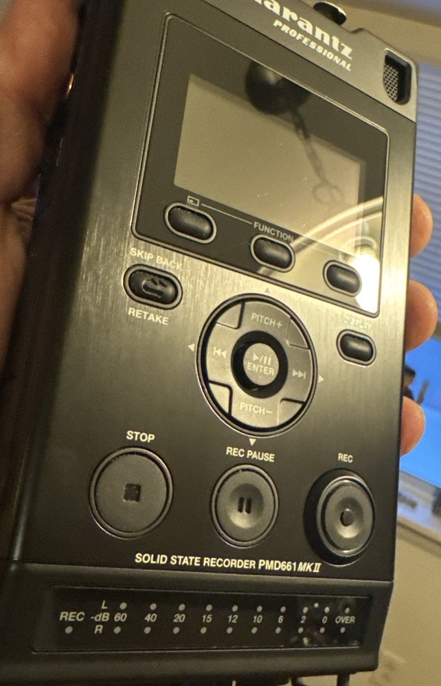 Marantz Professional PMD661 MKII Handheld Solid State Recorder Unit Minty