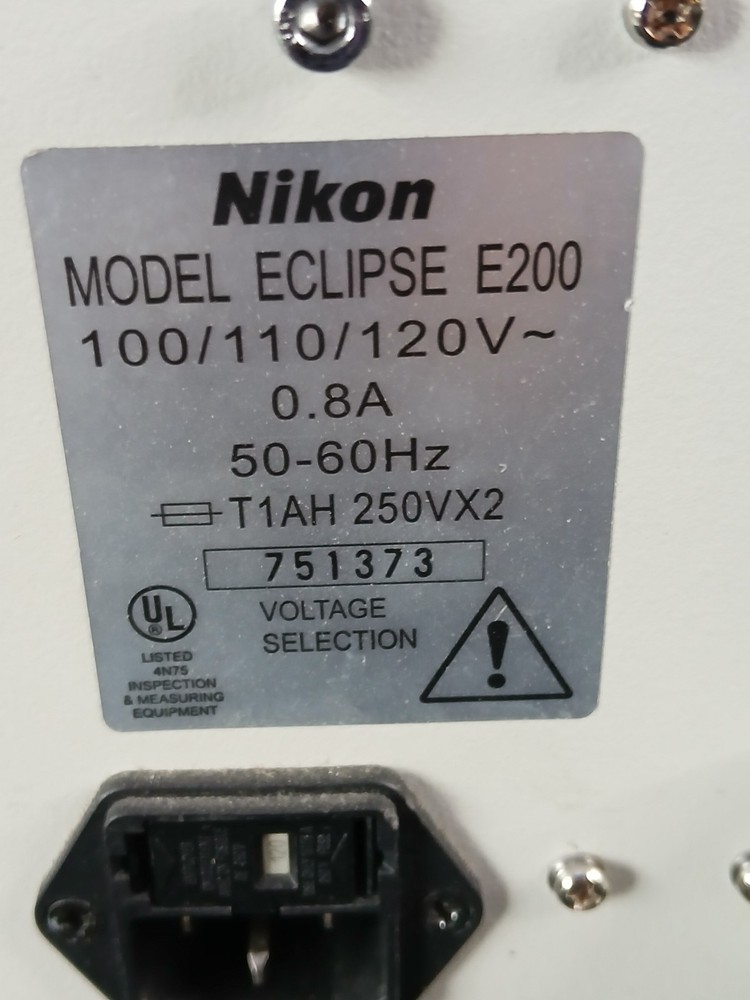 (2) Nikon Eclipse E200 Microscopes & E Plan 4 10 40 100X Oil Sets (No Heads)