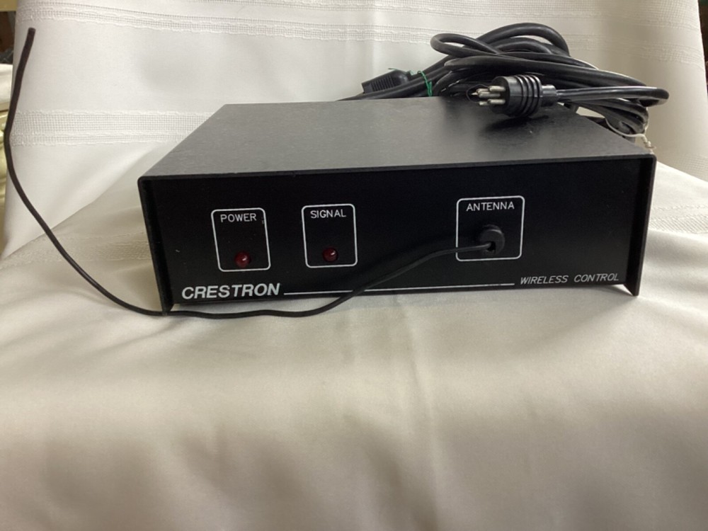 Crestron Electronics Model W4-Slide Projector Receiver & Wireless Remote Control