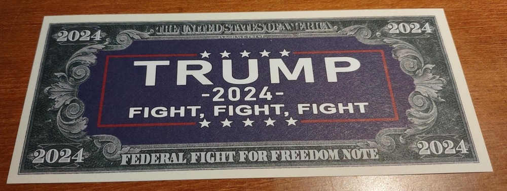 TRUMP $100 NOVELTY Bill. Sleeved.