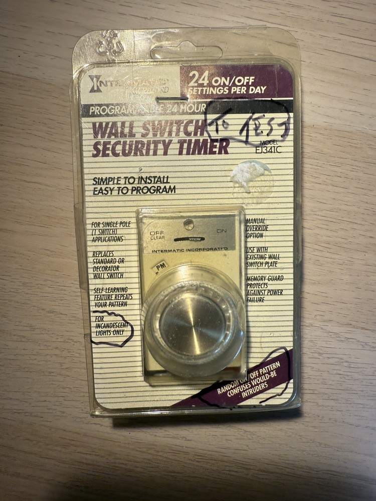 Intermatic Wall Switch Security Timer EJ343C 120V 3-Way 24hr Programmable New