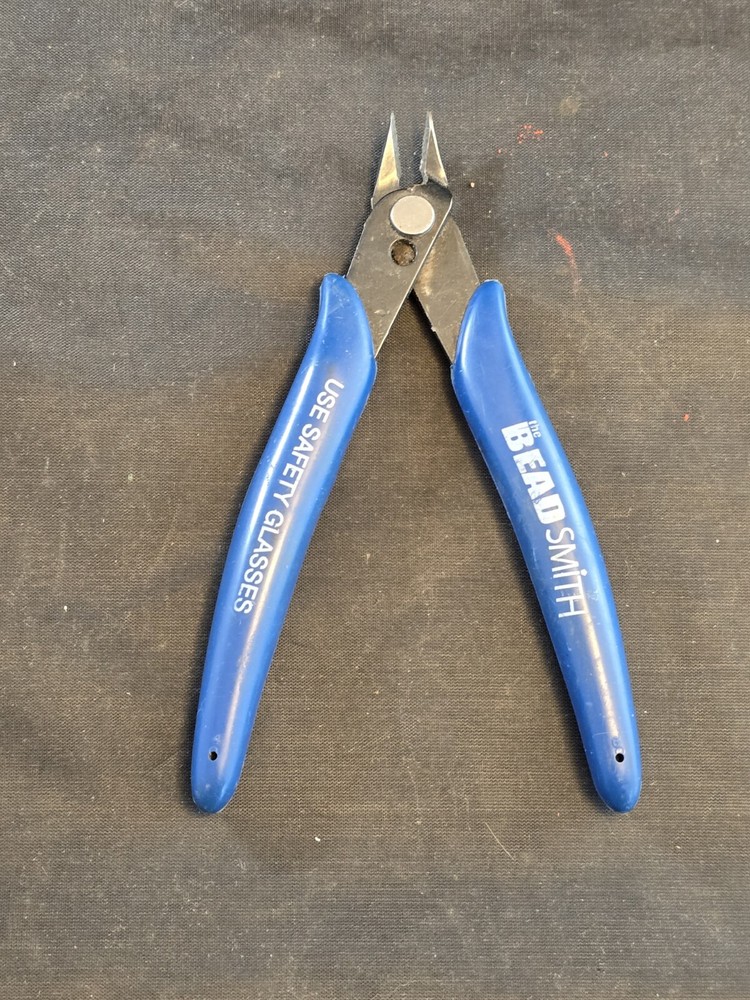 The Bead Smith Knot Cutter 5" Thread and Wire Cutting Tool with Spring
