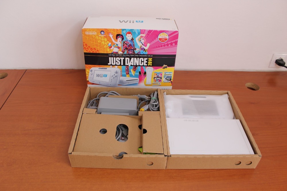 NINTENDO WIIU - JUST DANCE 2014 BASIC PACK