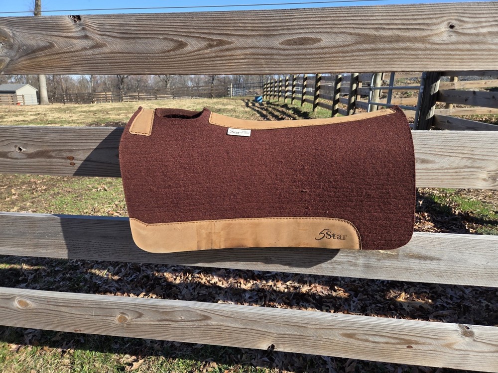 5 Star Roper Saddle Pad 7/8 Excellent Condition