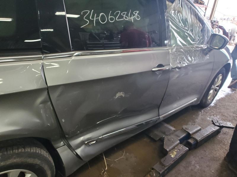 PACIFICA 2017 Air Shutter 1656281