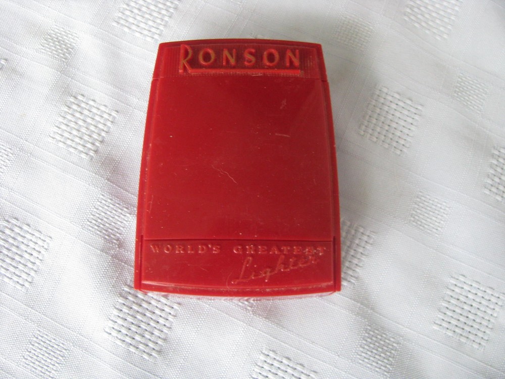 Ronson Triumph Lighter Depicting a Yali/Vyala, MIB