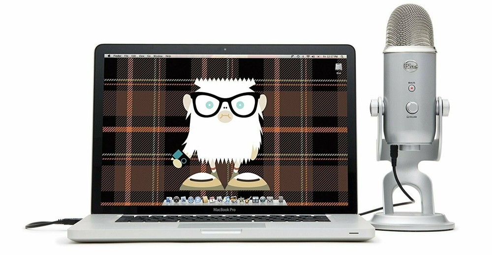 Blue Microphones Yeti Silver Bundle with Logitech C920S Pro HD Stream Webcam