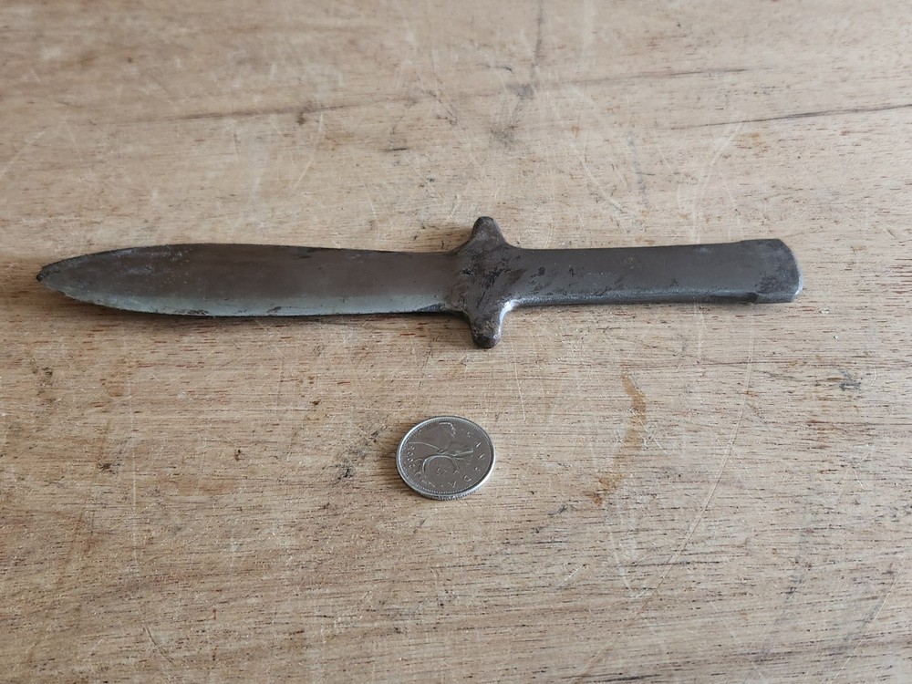 Fixed Blade Knife No Handle Not Sharp Broken Tip Unbranded Vintage HELP