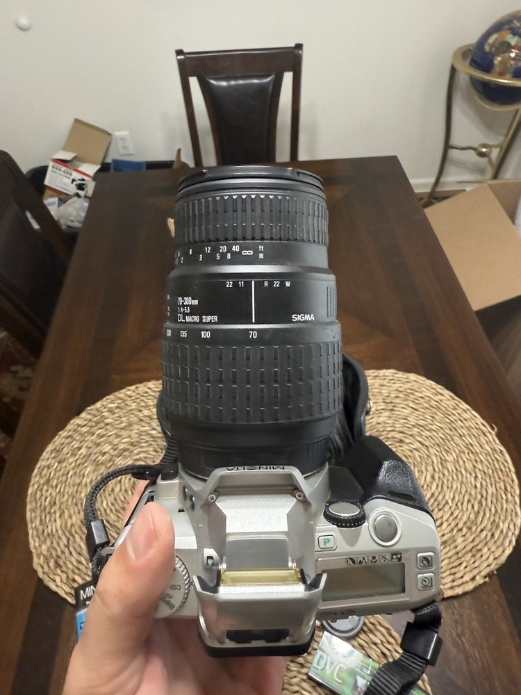 Minolta Maxxum 4 Bundle