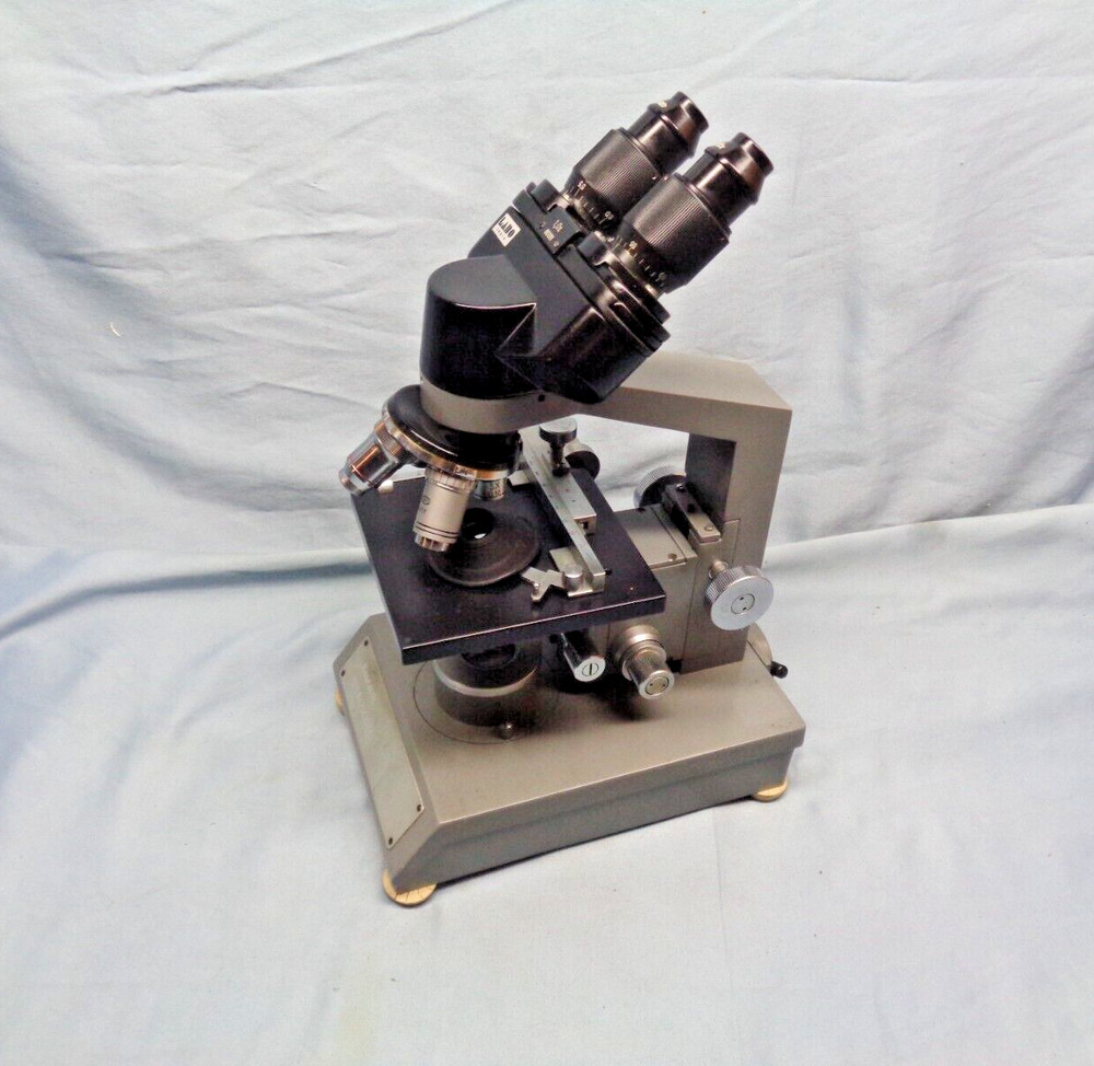 Vintage LaBo Research Microscope SL No. 80235