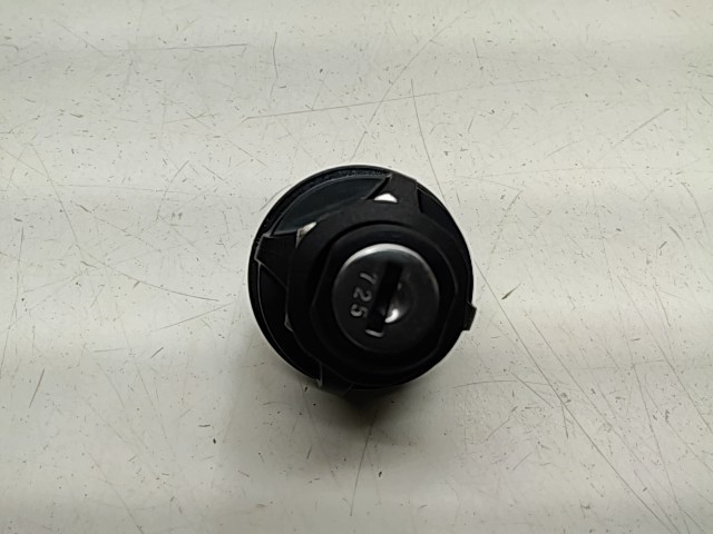 2 Position Key Switch - 2000 Polaris NOS