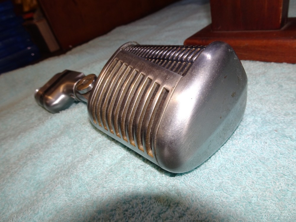 ASTATIC 77L DYNAMIC MICROPHONE Not Tested.