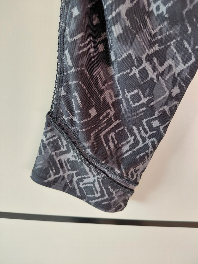 NEXT 3/4 Leg Patterned Workout Legging Grey/Black Size 8