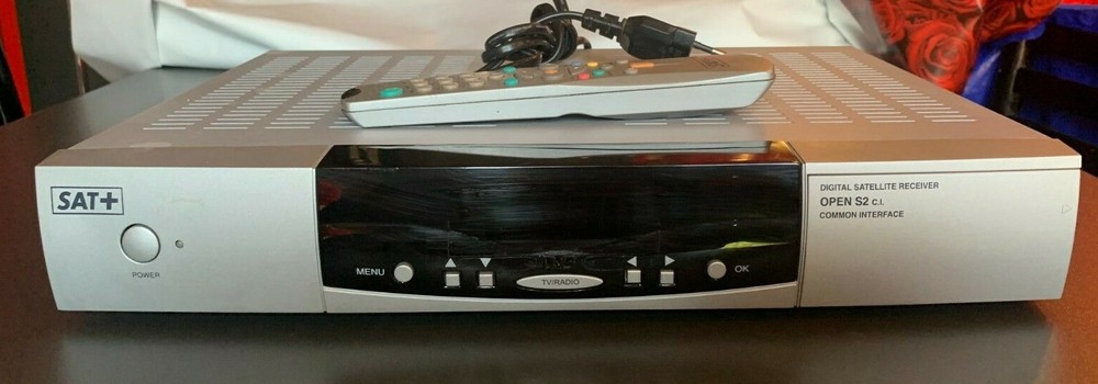 SAT+ SATELLITE DECODER - USED - FULLY WORKING - HOT BIRD-ASTRA