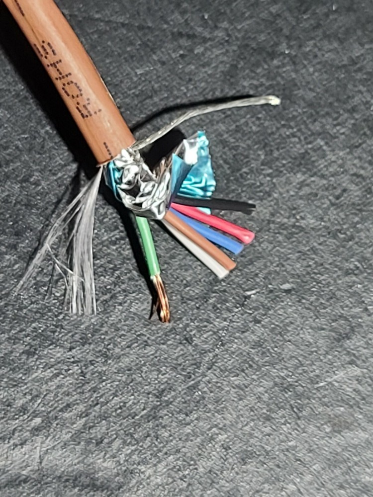 Carol E2106S 22/6C Shielded Control/Communications Cable Plenum Tan /100ft