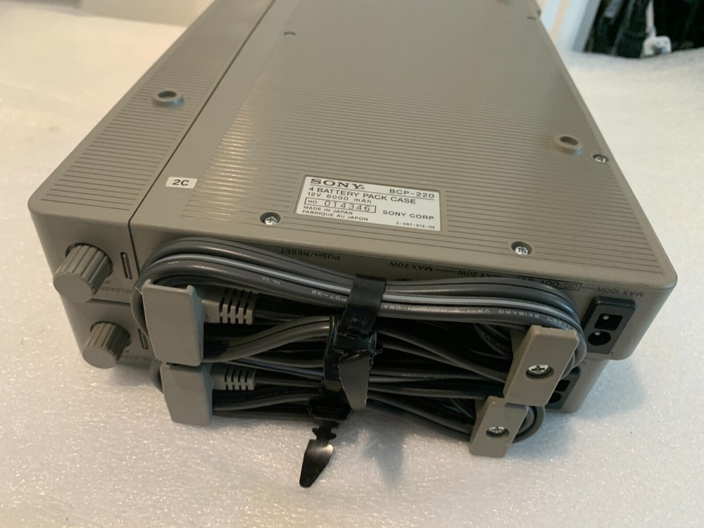 vintage sony bcp-220 (2) pack case UNTESTED