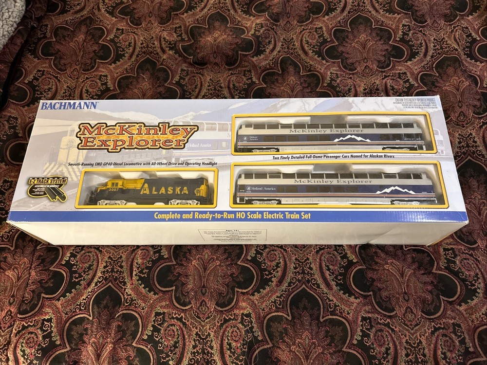 Bachmann 00743 McKinley Explorer (HO Scale) Train Set Open Box Unused