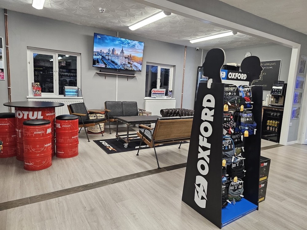 SENA 5R LITE MOTORCYCLE BLUETOOTH COMMUNICATION INTERCOM SYSTEM - NEXT DAY