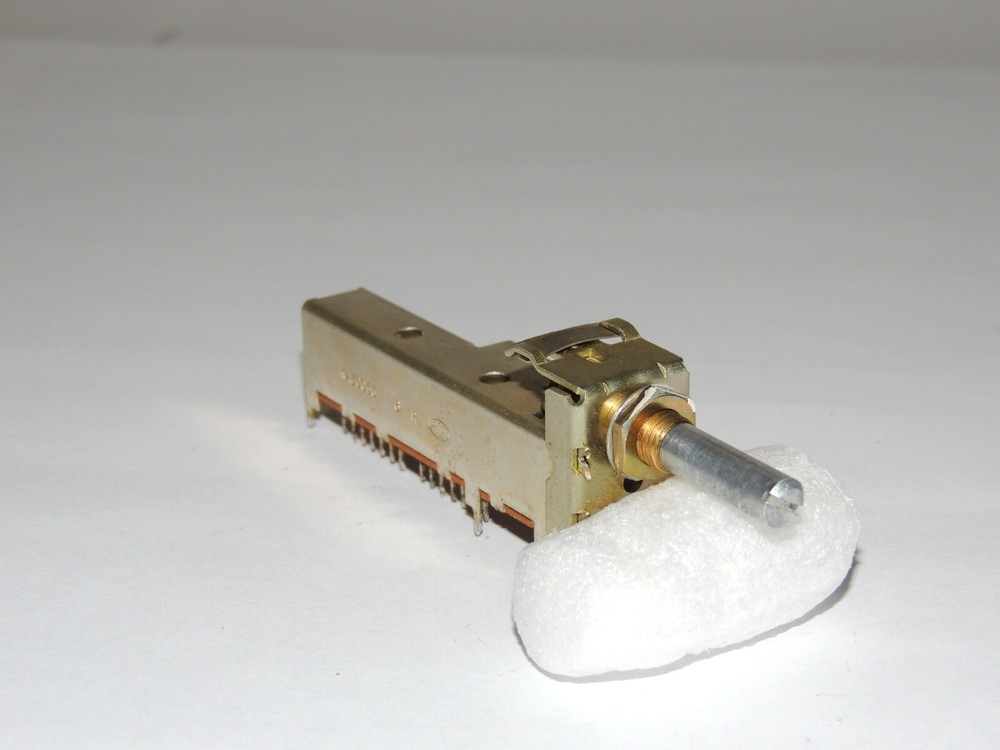 Yamaha CR-2020   Rotary 5 step 28 pin Mode/Input Selector Switch   KA50065