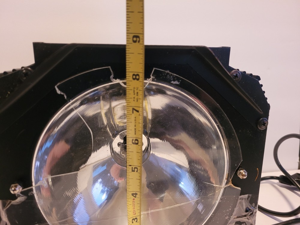 Lyte Quest Strobe Light w/ 17 Filters