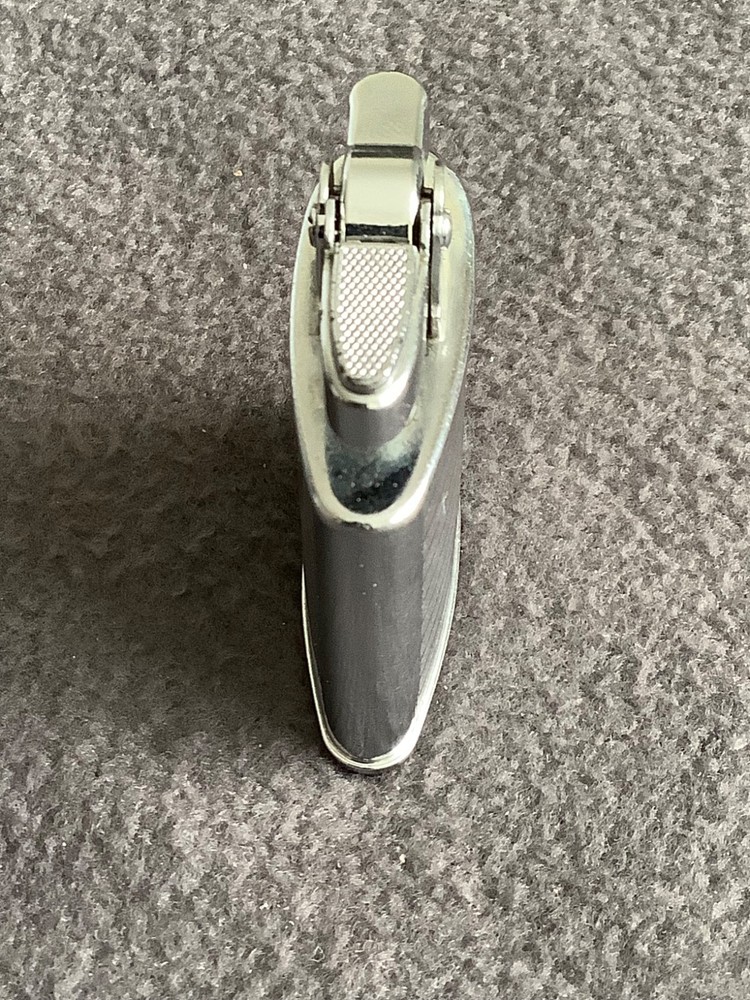 Vintage Ronson Maximus lighter working