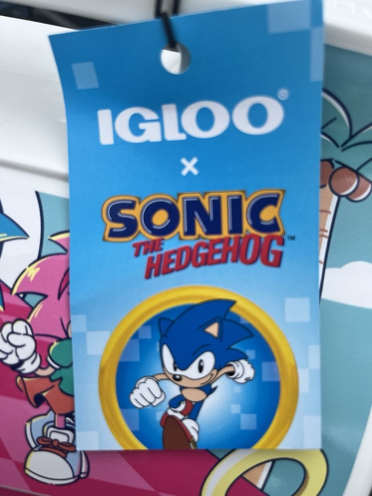 New Igloo Sonic 7 QTs Playmate