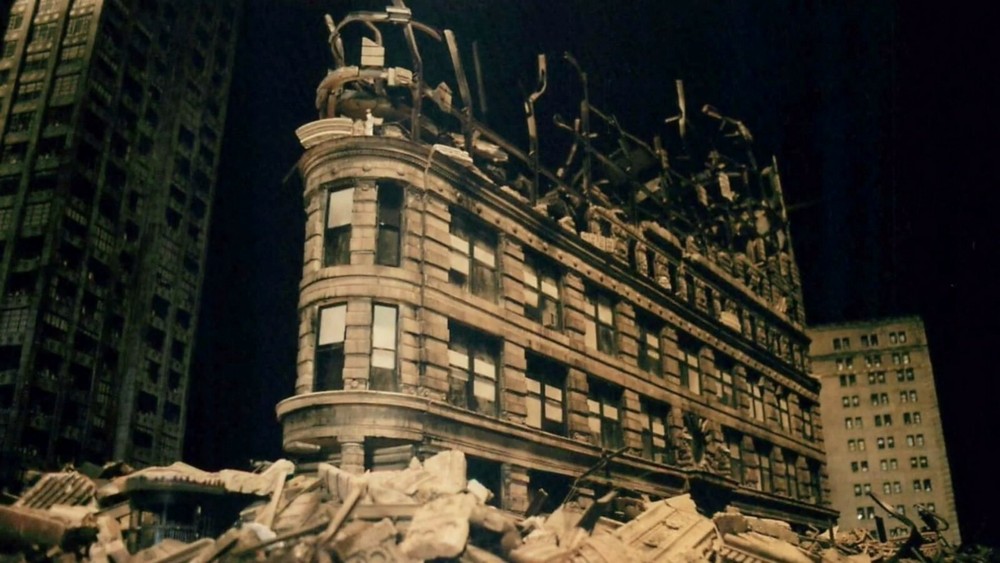 Godzilla: Large NY Flatiron Building Miniature Section