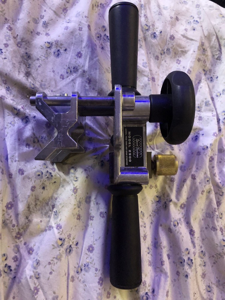 Speed Systems Model 2900 Tree Wire Mid-span Stripper. Used Once!