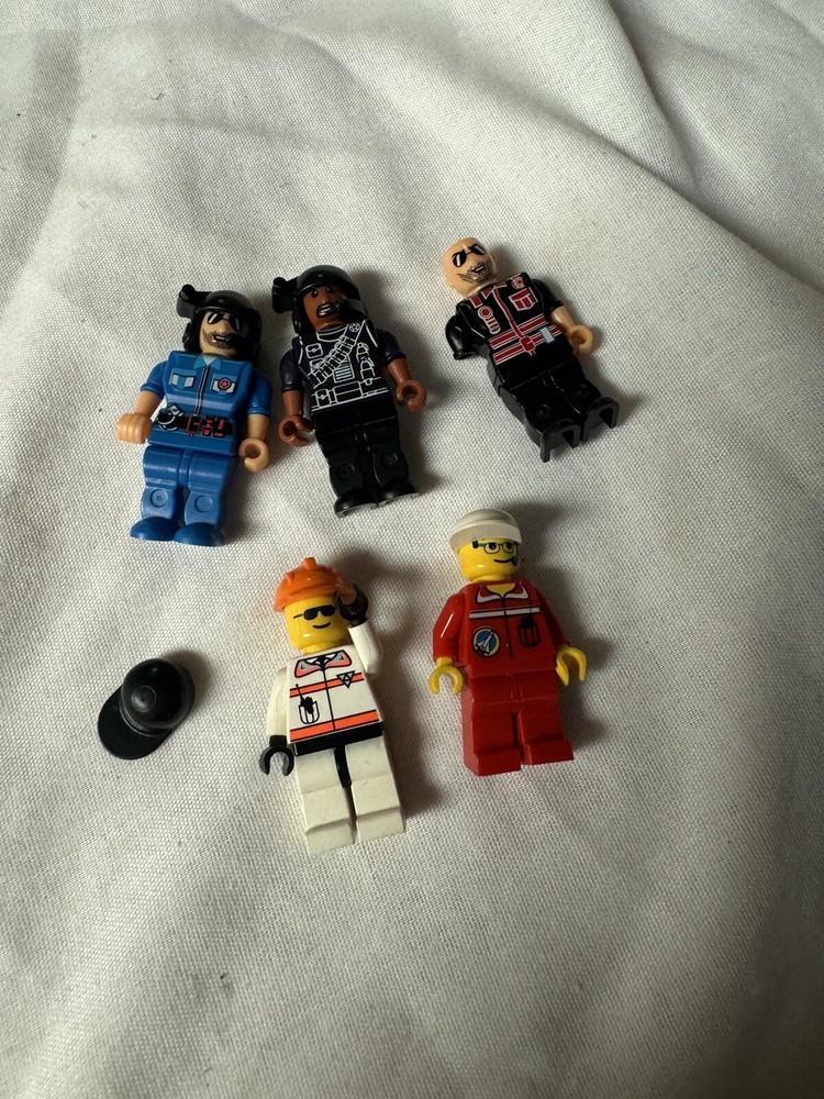 5pcs Plastic Mini Figs People Unbranded